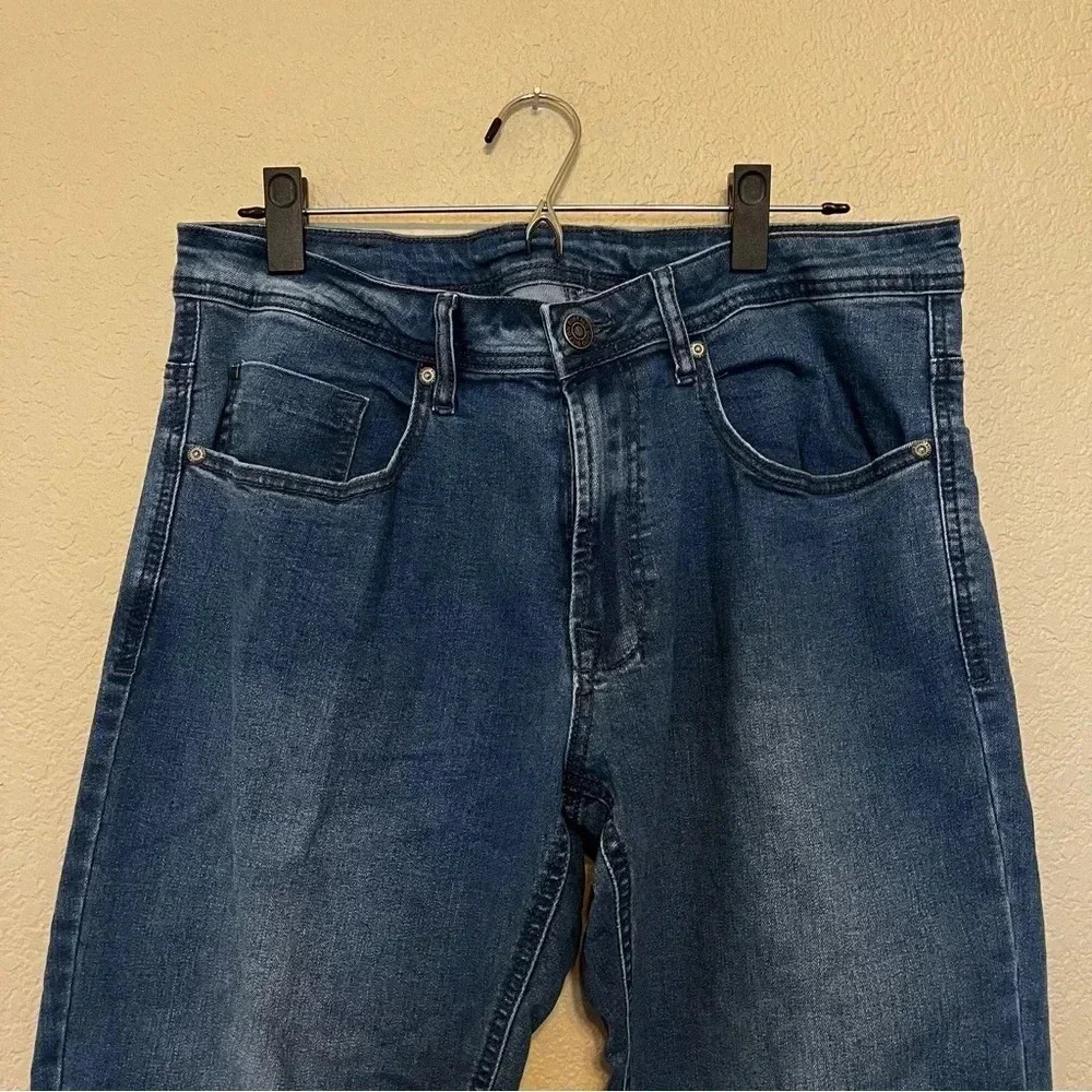 Buffalo David Bitton straight leg men's jeans size 34 X 32 in EUC RN149651